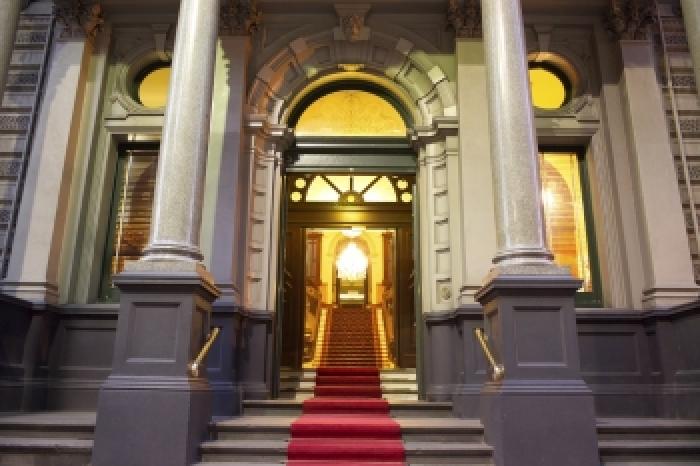 The Australian Club