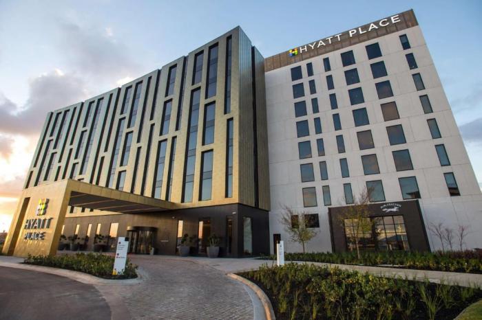 Hyatt Place | Essendon Fields
