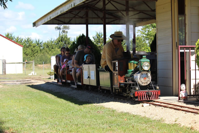 Forge Creek - Clarkeville Miniature Railway