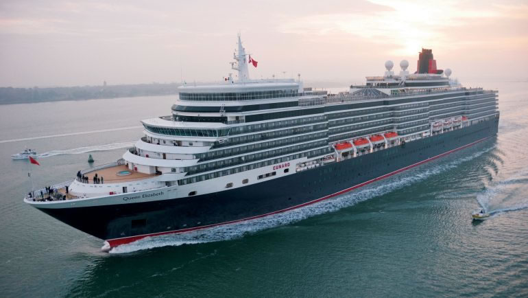 Queen Elizabeth: Cruise Ship @ Melbourne Queen Elizabeth: Cruise Ship @ Melbourne