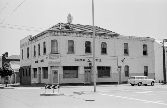 Railway Hotel | South Melbourne